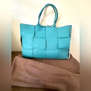 Bottega Venetta